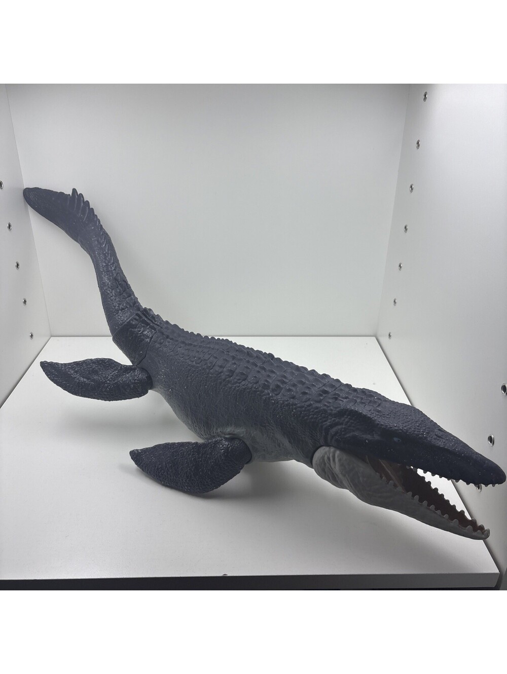 Jurassic World Super Colossal Mosasaurus Action Figure 28” Dinosaur 2020